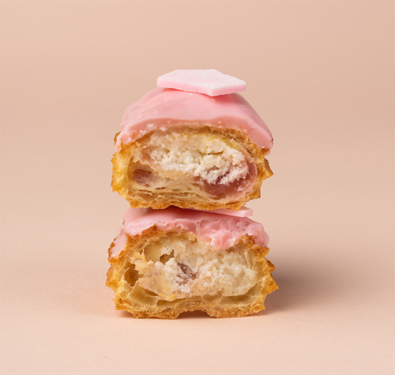 Эклер 'Клубника'